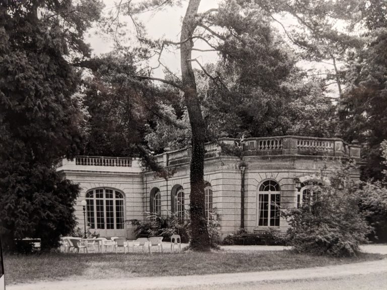 L'ancienne orangerie qui deviendra le Théâtre