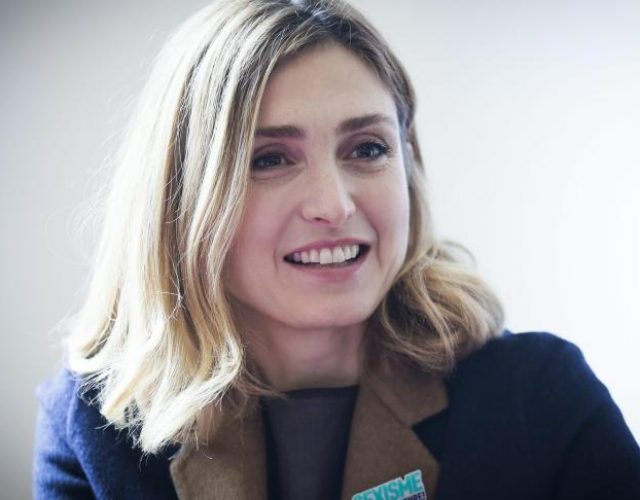 La comédienne Julie Gayet