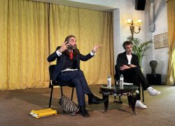 Le mathématicien Cédric Villani et le philosophe Raphaël Enthoven
